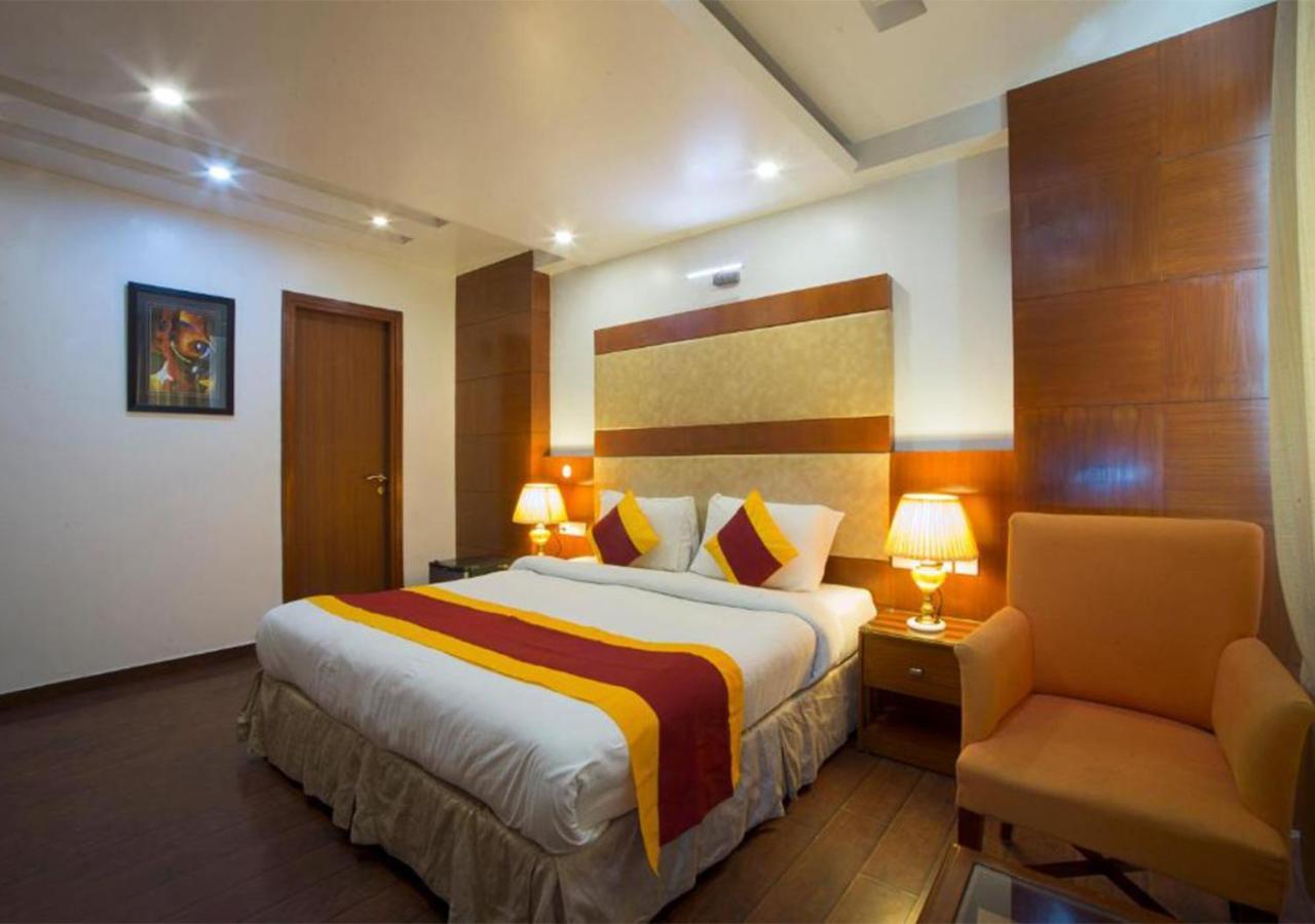 Hotel Palm Do'R - 02 Mins From New Delhi Railway Station Екстериор снимка