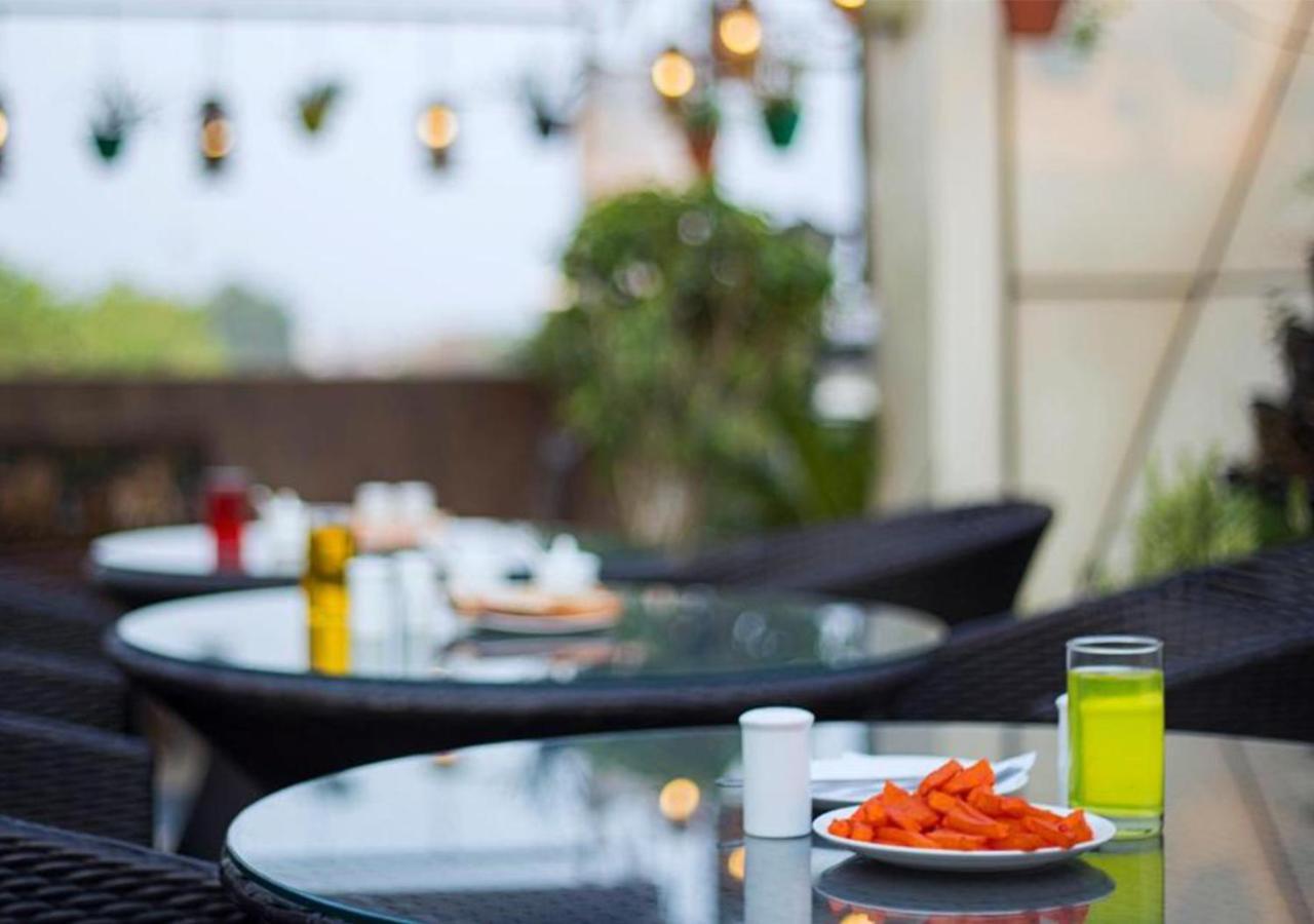 Hotel Palm Do'R - 02 Mins From New Delhi Railway Station Екстериор снимка