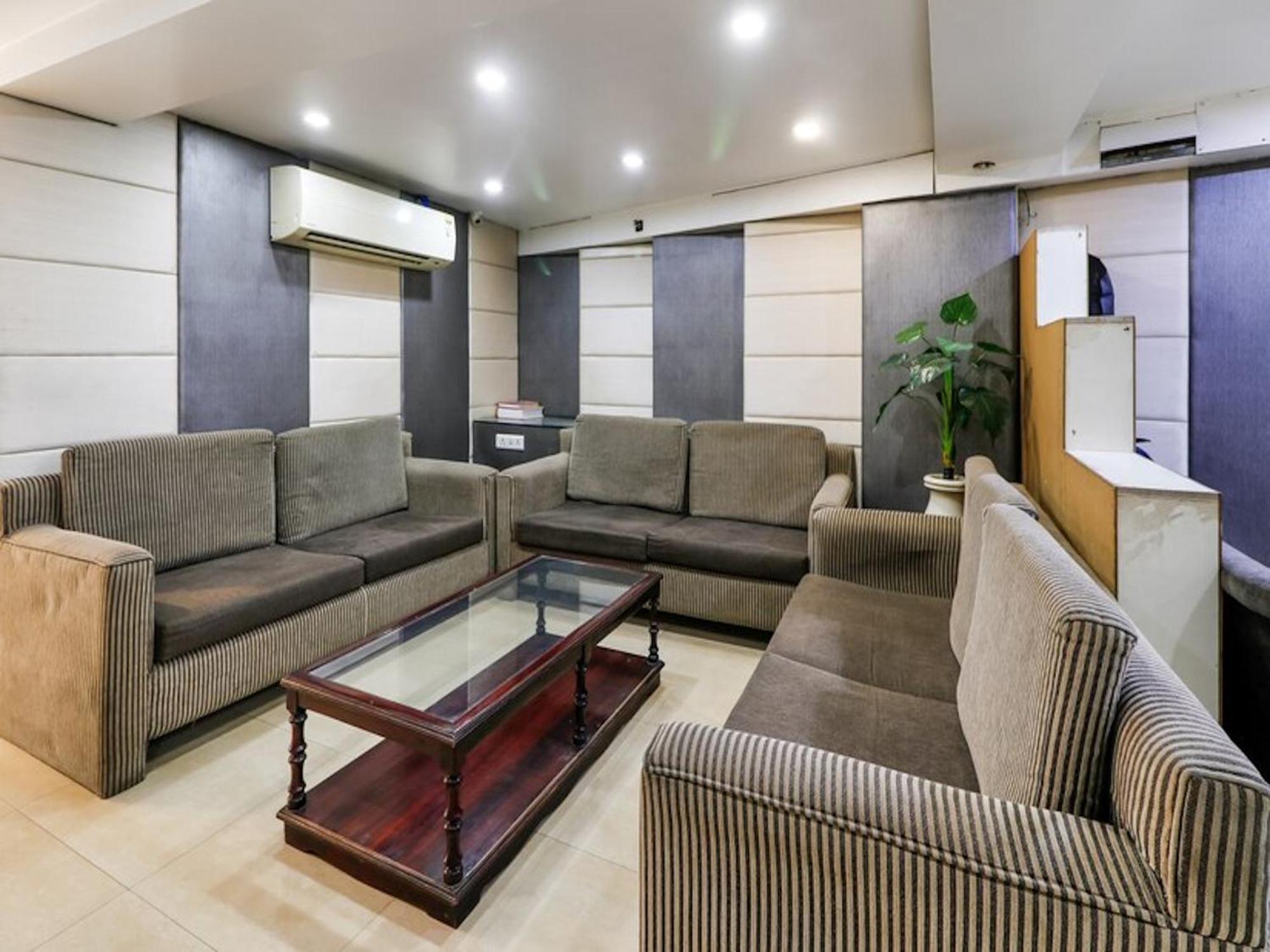 Hotel Palm Do'R - 02 Mins From New Delhi Railway Station Екстериор снимка